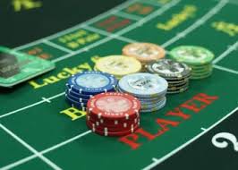 Chiến Lược Đặt Cược Banker/Player Trong Baccarat: Hướng Dẫn Toàn Diện Cho Người Chơi Việt‌